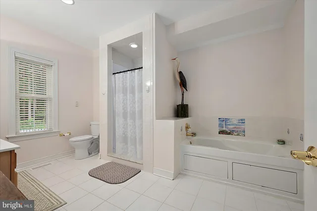 $595,000 | 9410 Lake View Drive, Berlin, MD 21811