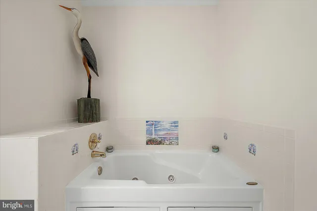 $595,000 | 9410 Lake View Drive, Berlin, MD 21811