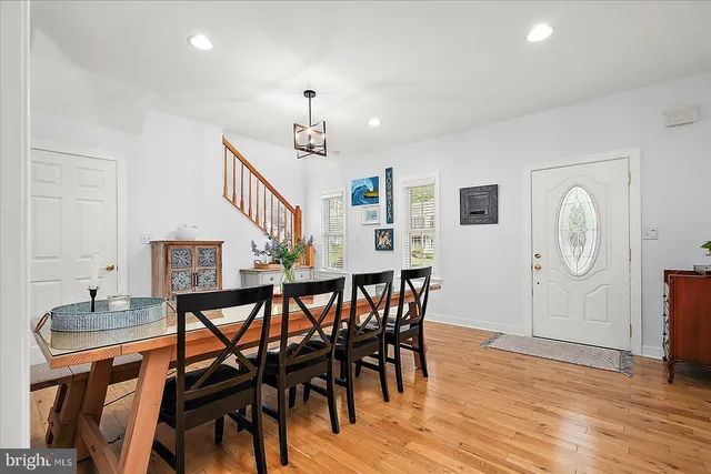 $595,000 | 9410 Lake View Drive, Berlin, MD 21811