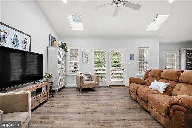 $595,000 | 9410 Lake View Drive, Berlin, MD 21811