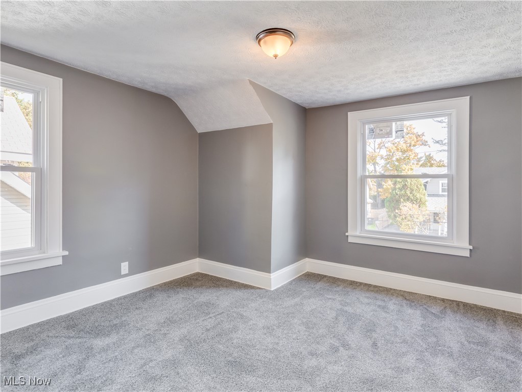 1144 Magnolia Avenue Akron, OH 44310 - Photo 12 of 18