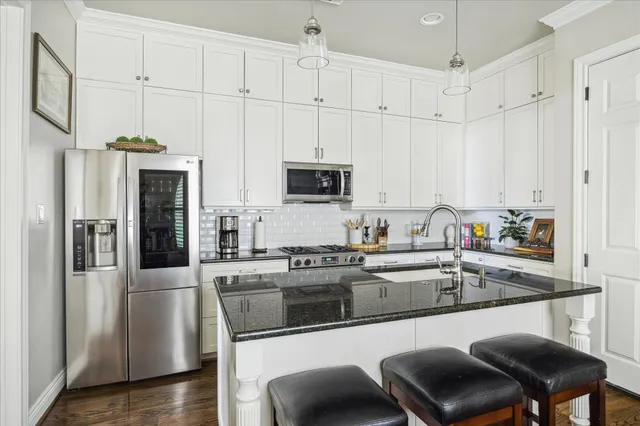 $775,000 | 2435 North Boulevard, Houston, TX 77098