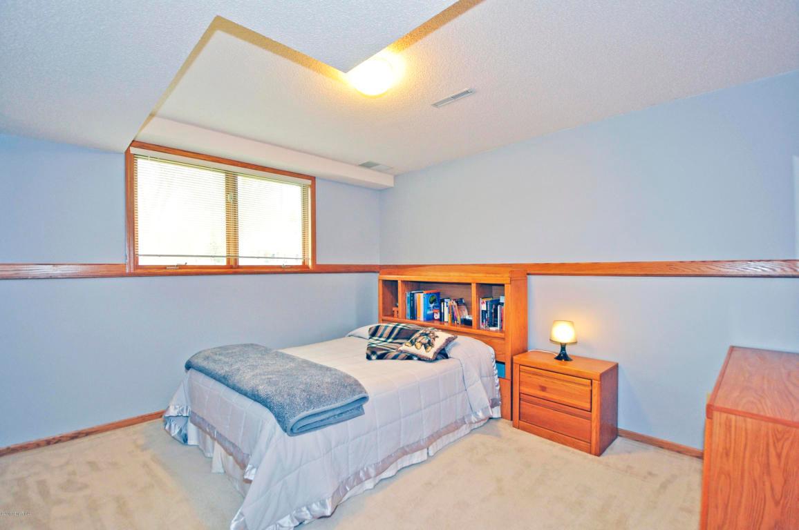 5809 Fairway Drive Northwest Rochester, MN 55901 - Photo 13 of 18 Gallery Image 13