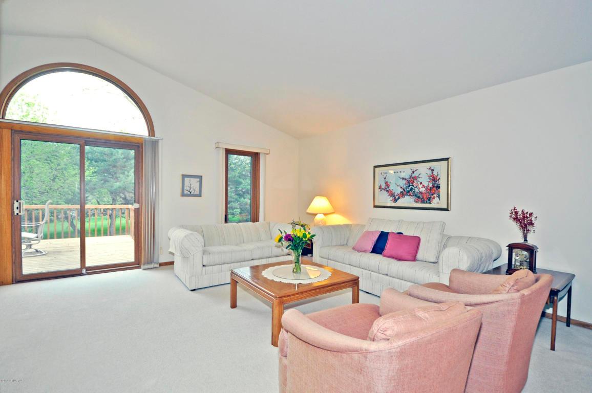 5809 Fairway Drive Northwest Rochester, MN 55901 - Photo 3 of 18 Gallery Image 3