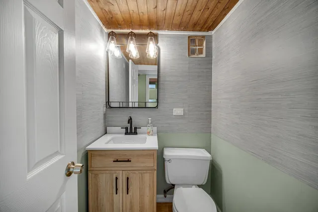 $409,999 | 22115 Grenadier Drive, Marengo, IL 60152