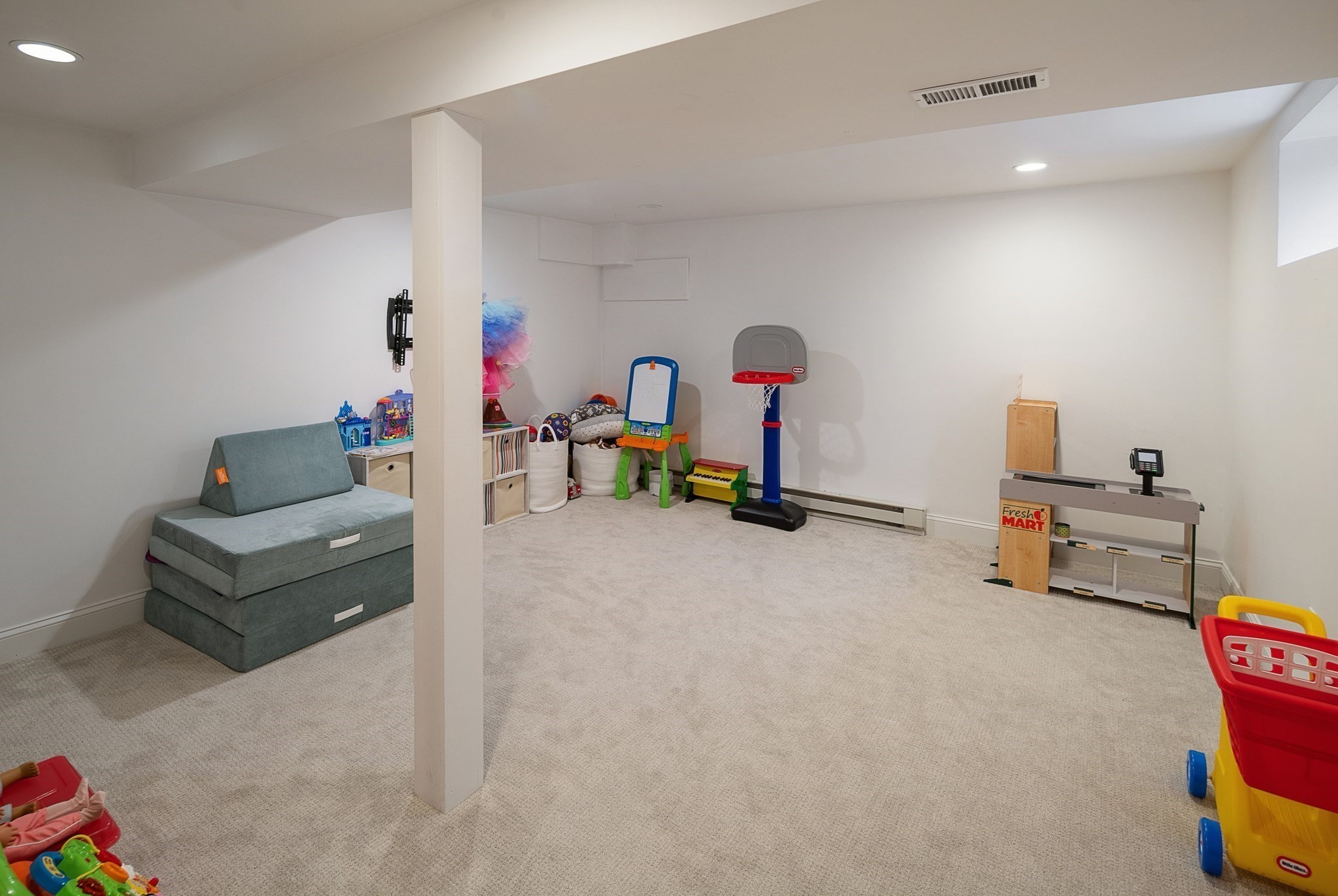 39 River Glen Road Wellesley, MA 02481 - Photo 25 of 34 Gallery Image 25