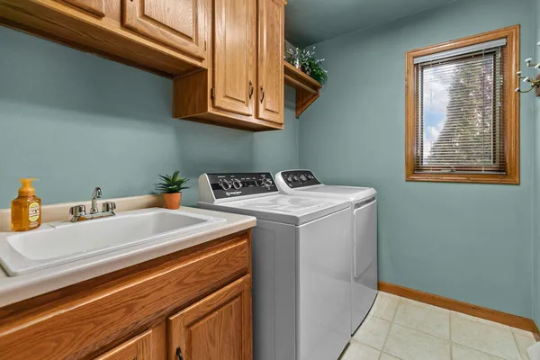 $529,900 | 3113 Park Lawn Court, Appleton, WI 54911