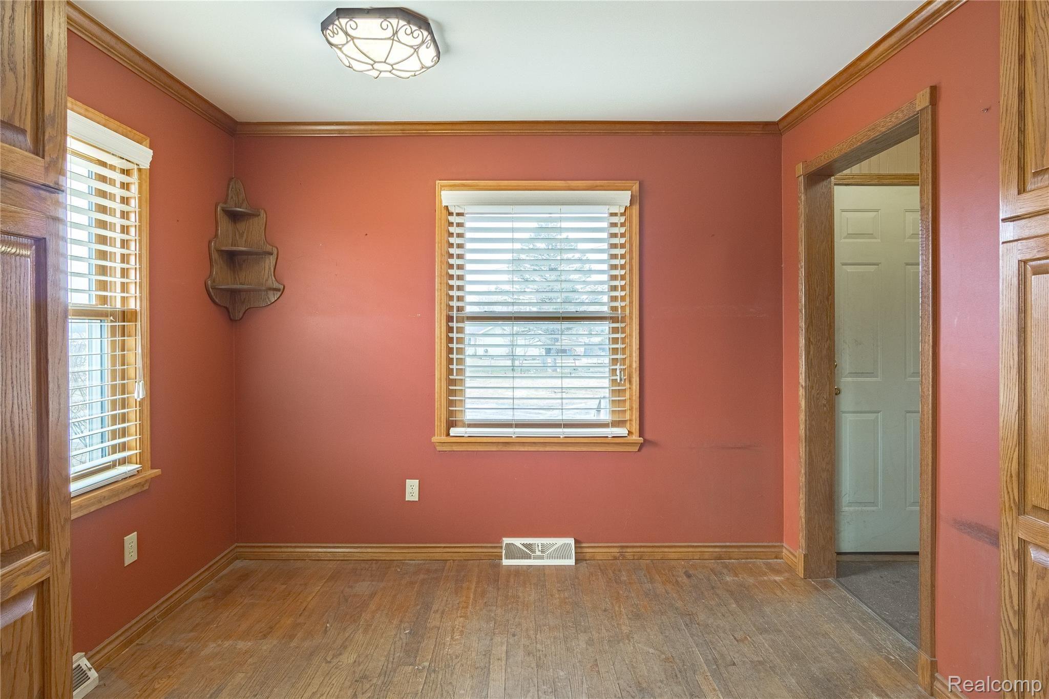 10141 Lehring Road Byron, MI 48418 - Photo 11 of 18 Interiors (13 of 32).jpg