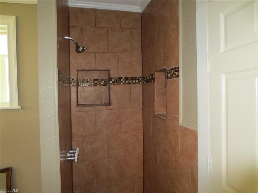 648 Riverside Drive Eden, NC 27288 - Photo 14 of 26 Gallery Image 14