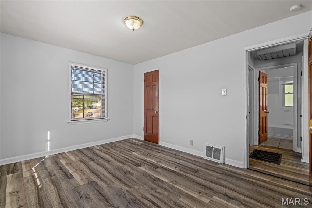 8234 Airport Road St. Louis, MO 63134 - Photo 11 of 26