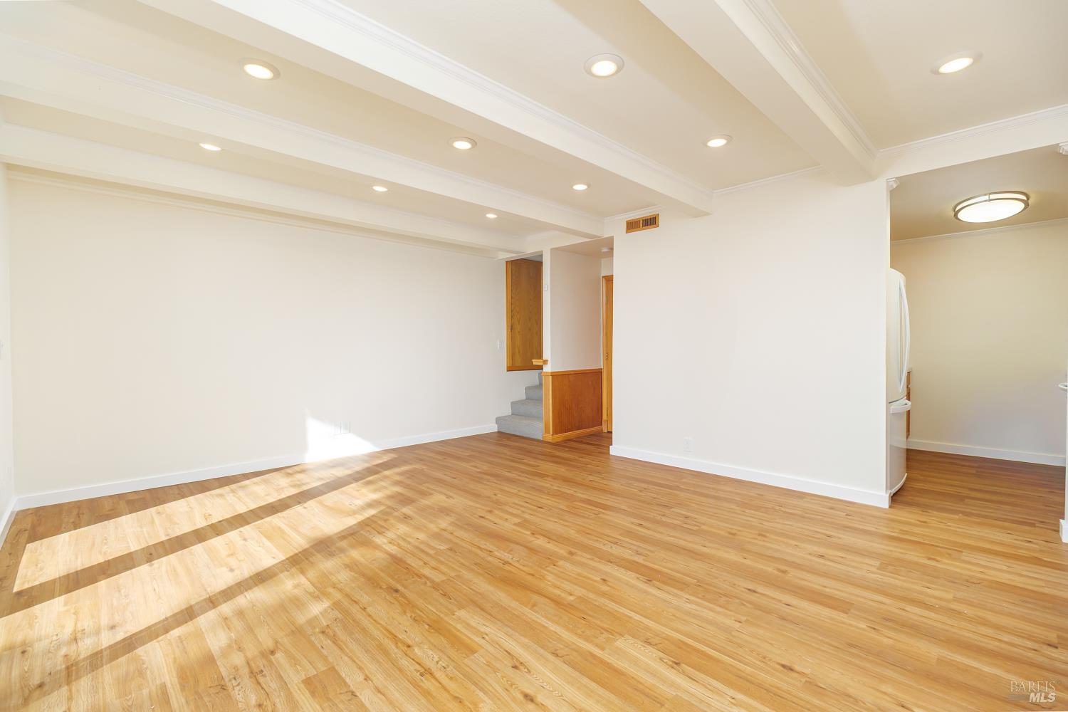 1544 Center Road, Unit 91 Novato, CA 94947 - Photo 8 of 34