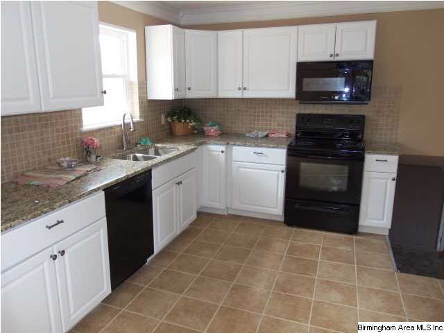 1705 Castleberry Way Birmingham, AL 35214 - Photo 4 of 22