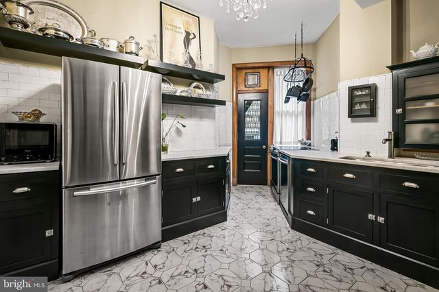 $725,000 | 700 Washington Place, Unit 2B, Baltimore, MD 21201