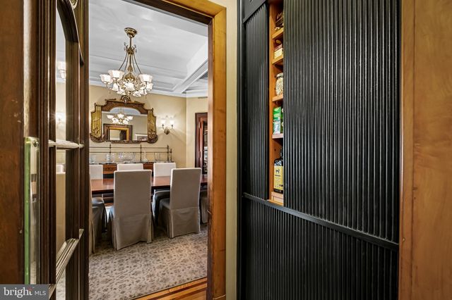 $725,000 | 700 Washington Place, Unit 2B, Baltimore, MD 21201