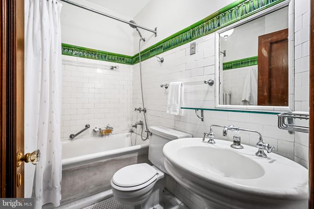 $725,000 | 700 Washington Place, Unit 2B, Baltimore, MD 21201