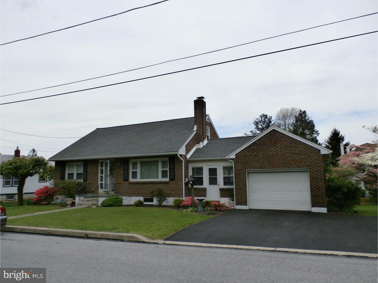 719 Cameron Street Reading, PA 19607 - Photo 2 of 16