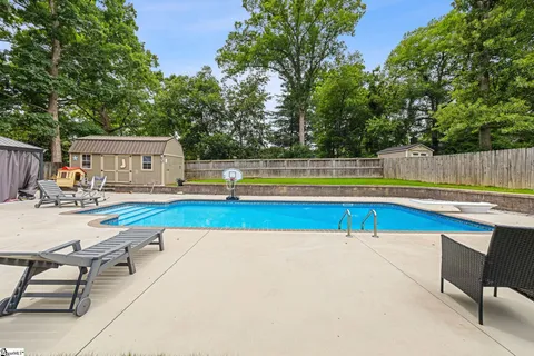 $410,000 | 215 Bendingwood Circle, Taylors, SC 29687