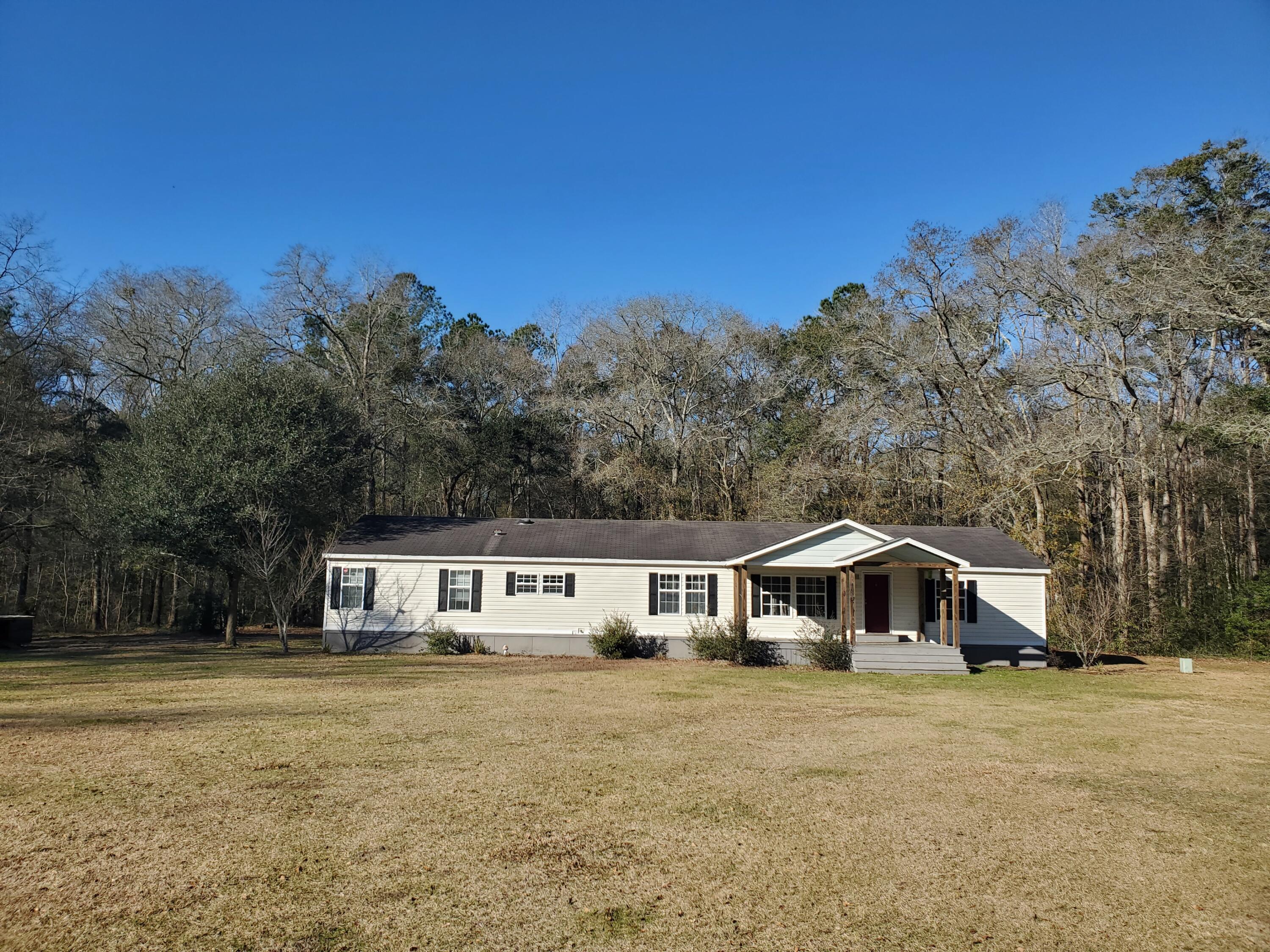 7083 Inman Road Meggett, SC 29449 - Photo 8 of 20 20240117_100424