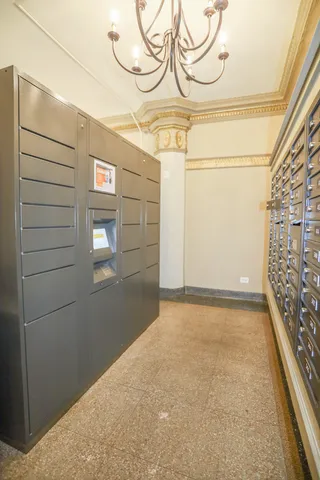 $1,150 | 5326 South Cornell Avenue, Unit 101, Chicago, IL 60615