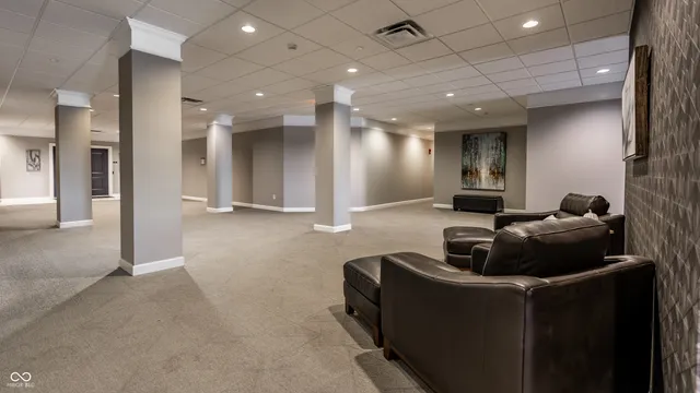 $575,000 | 435 Virginia Avenue, Unit 706, Indianapolis, IN 46203