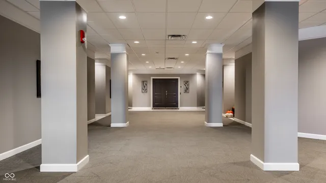 $575,000 | 435 Virginia Avenue, Unit 706, Indianapolis, IN 46203