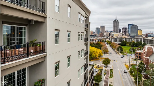 $575,000 | 435 Virginia Avenue, Unit 706, Indianapolis, IN 46203