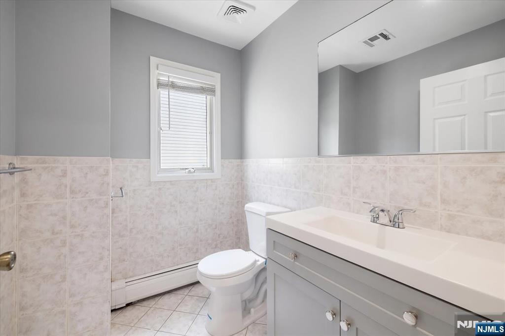 481 Gardner Place, Unit 1 Hackensack, NJ 07601 - Photo 9 of 23