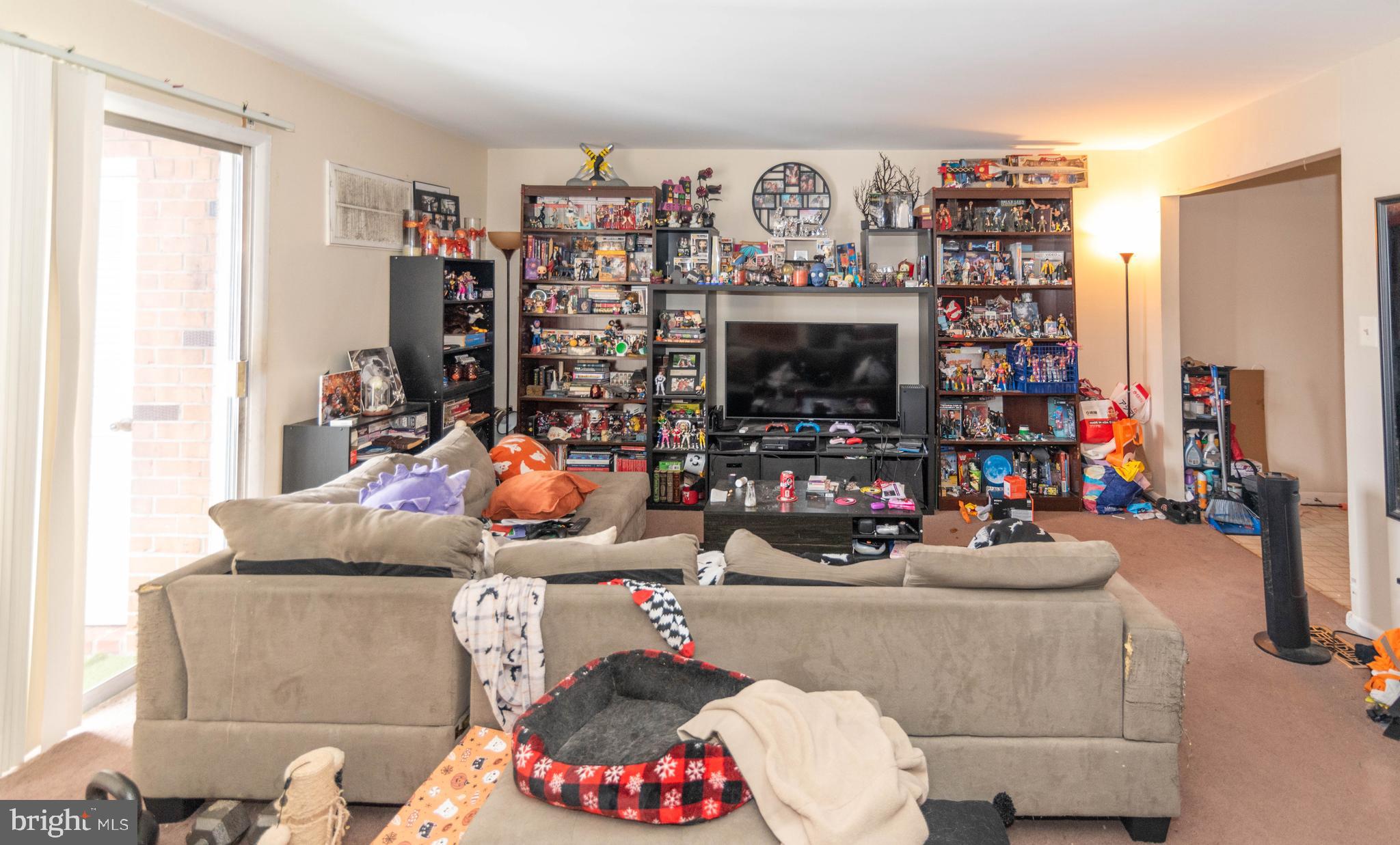 6429 Walther Avenue, Unit F Baltimore, MD 21206 - Photo 2 of 14