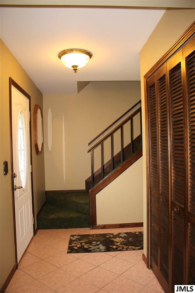 5886 Picarn Road Jackson, MI 49201 - Photo 2 of 24 Photo 2