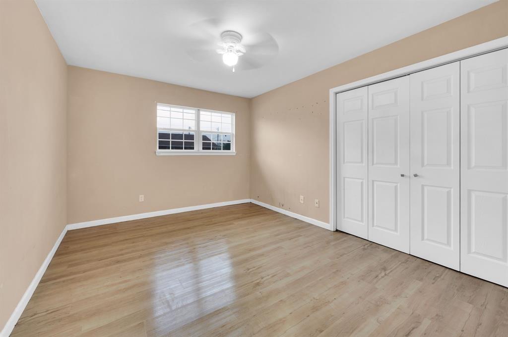 910 South Preston Street Ennis, TX 75119 - Photo 15 of 26