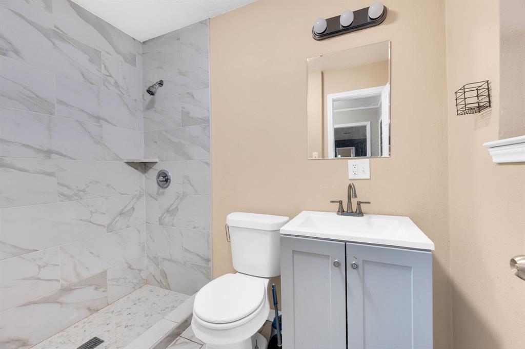 910 South Preston Street Ennis, TX 75119 - Photo 20 of 26