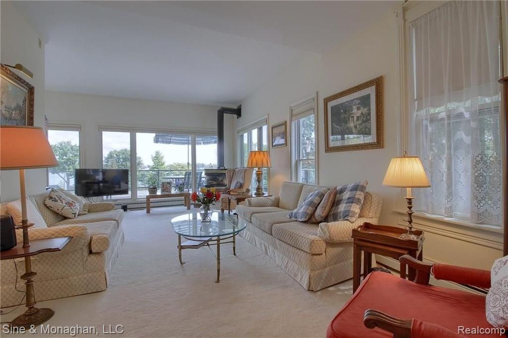 1823 River Road St. Clair, MI 48079 - Photo 14 of 47