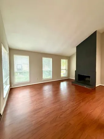 $2,000 | 9353 Westwood Village Drive, Unit 42, Houston, TX 77036