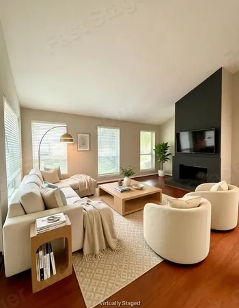 $2,000 | 9353 Westwood Village Drive, Unit 42, Houston, TX 77036