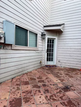 $2,000 | 9353 Westwood Village Drive, Unit 42, Houston, TX 77036