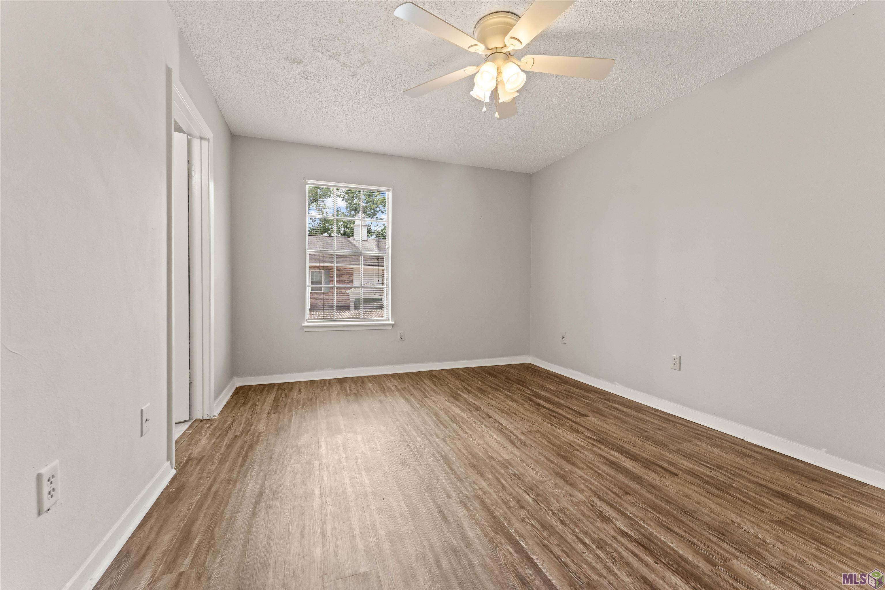 9851 Jefferson Highway, Unit H28 Baton Rouge, LA 70809 - Photo 11 of 14