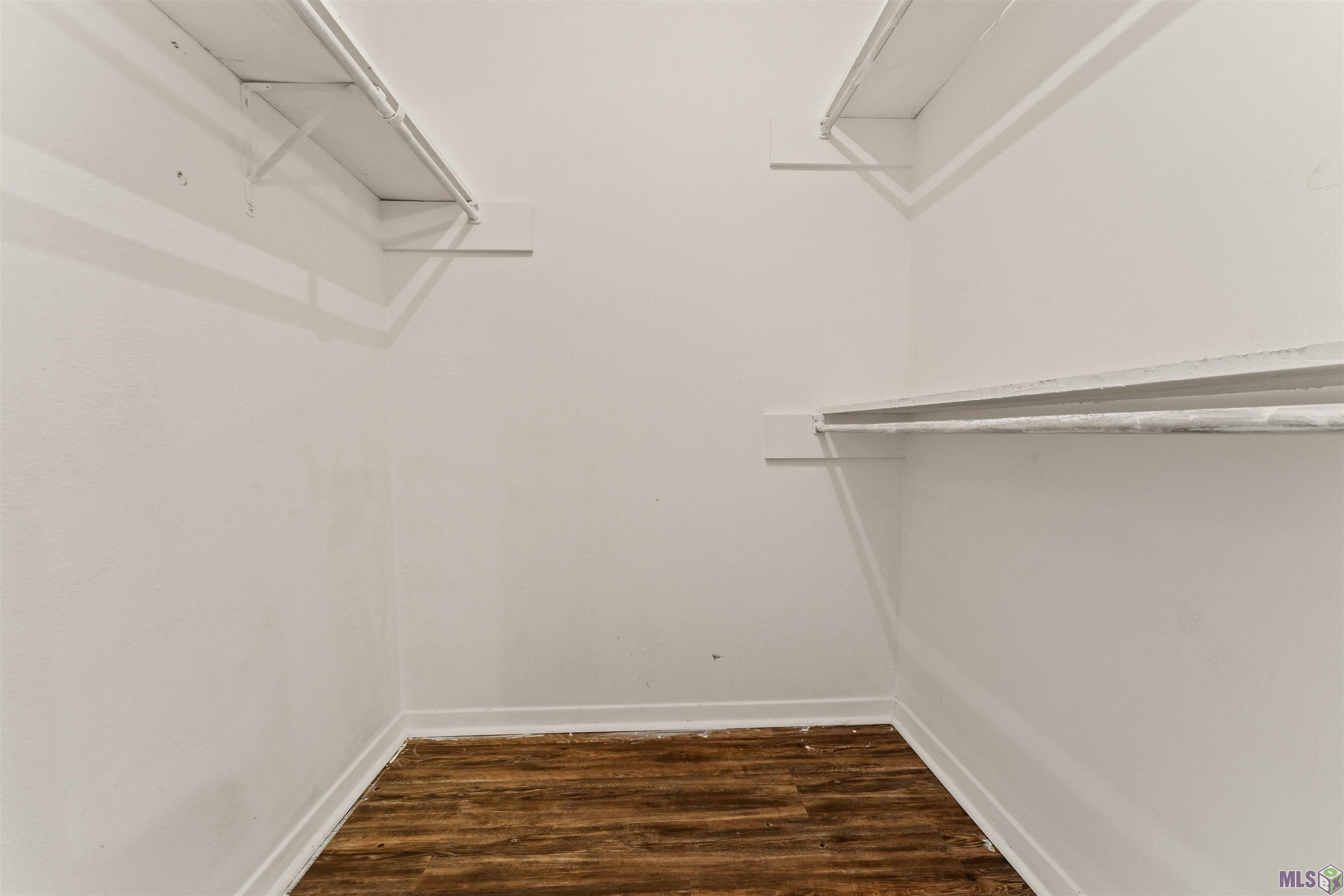 9851 Jefferson Highway, Unit H28 Baton Rouge, LA 70809 - Photo 12 of 14