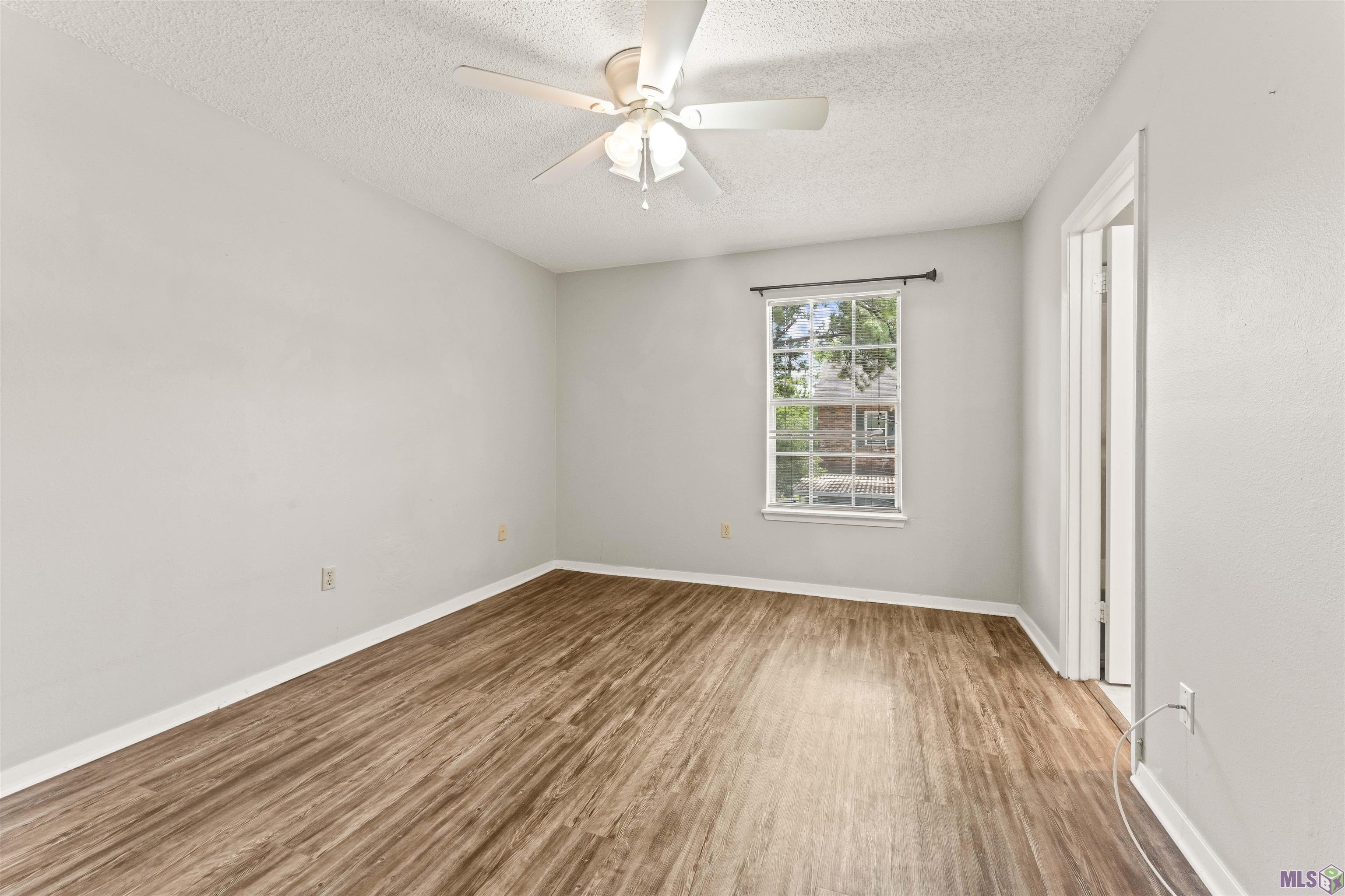 9851 Jefferson Highway, Unit H28 Baton Rouge, LA 70809 - Photo 8 of 14