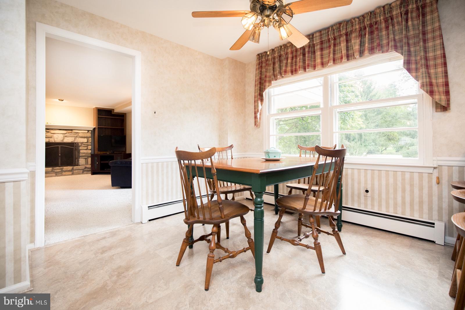 218 Pebble Ridge Road Warrington, PA 18976 - Photo 14 of 41 Kitchen Breakfast Room