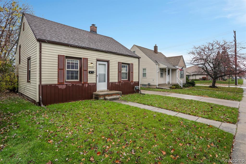 22167 Rausch Avenue Eastpointe, MI 48021 - Photo 3 of 21