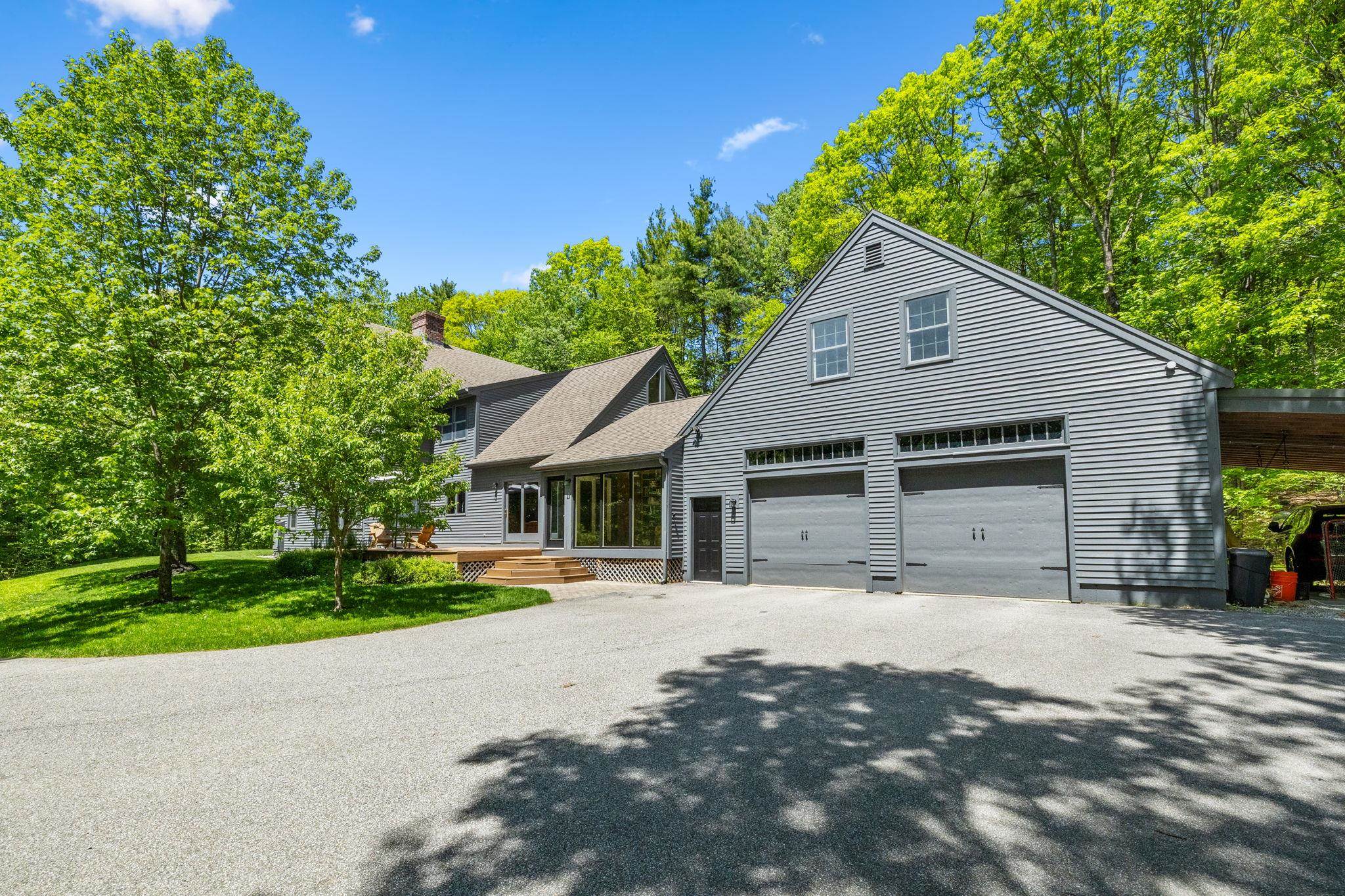 301 Galloping Hill Road Hopkinton, NH 03229 - Photo 8 of 58