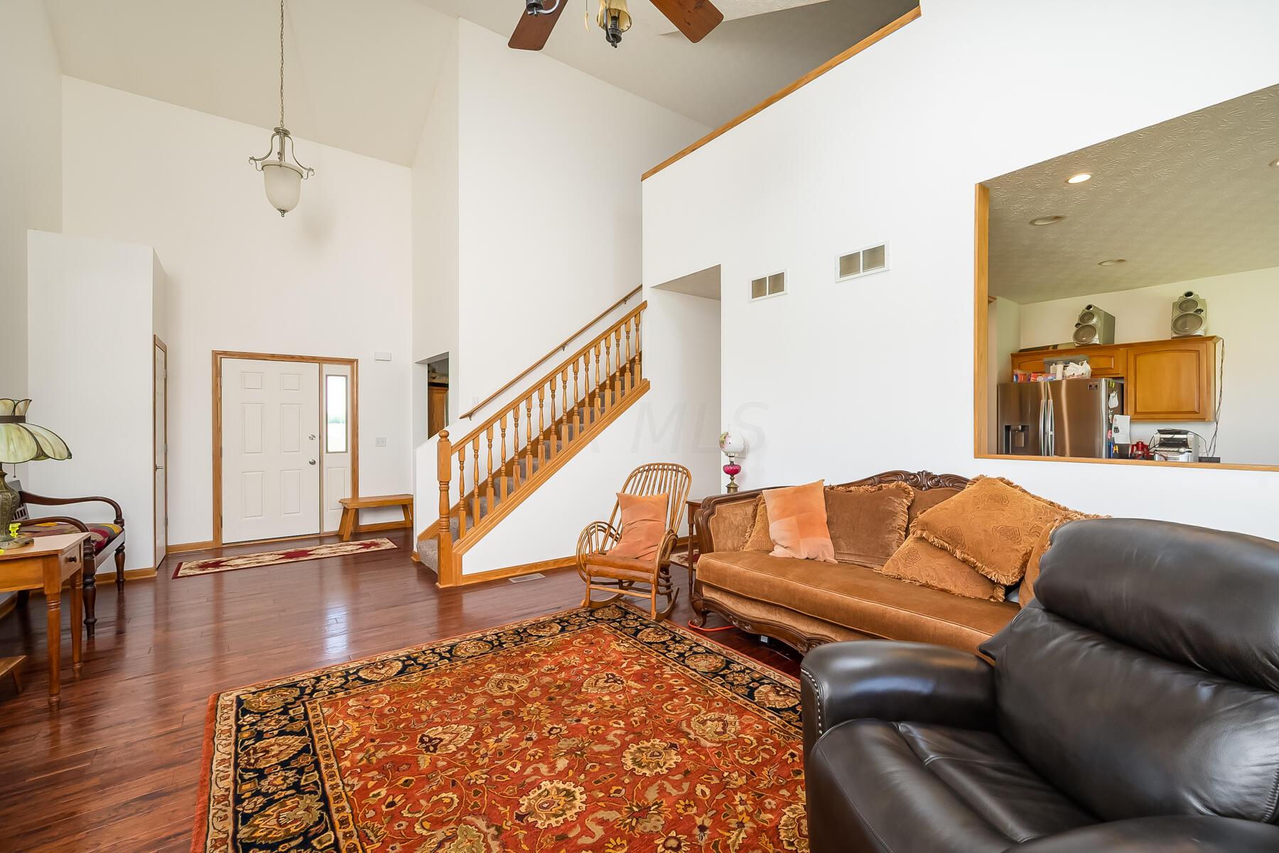 3807 North Section Line Road Radnor, OH 43066 - Photo 16 of 37 Great Room w/Pass-Thru