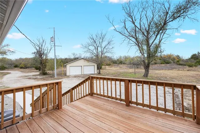 $240,000 | 1233 235th Street, Fort Scott, KS 66701