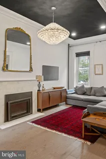 $899,000 | 1012 North 5th Street, Philadelphia, PA 19123