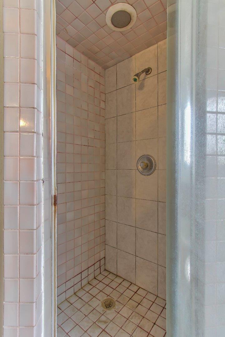 645 Boronda Road Salinas, CA 93907 - Photo 21 of 31 Gallery Image 21