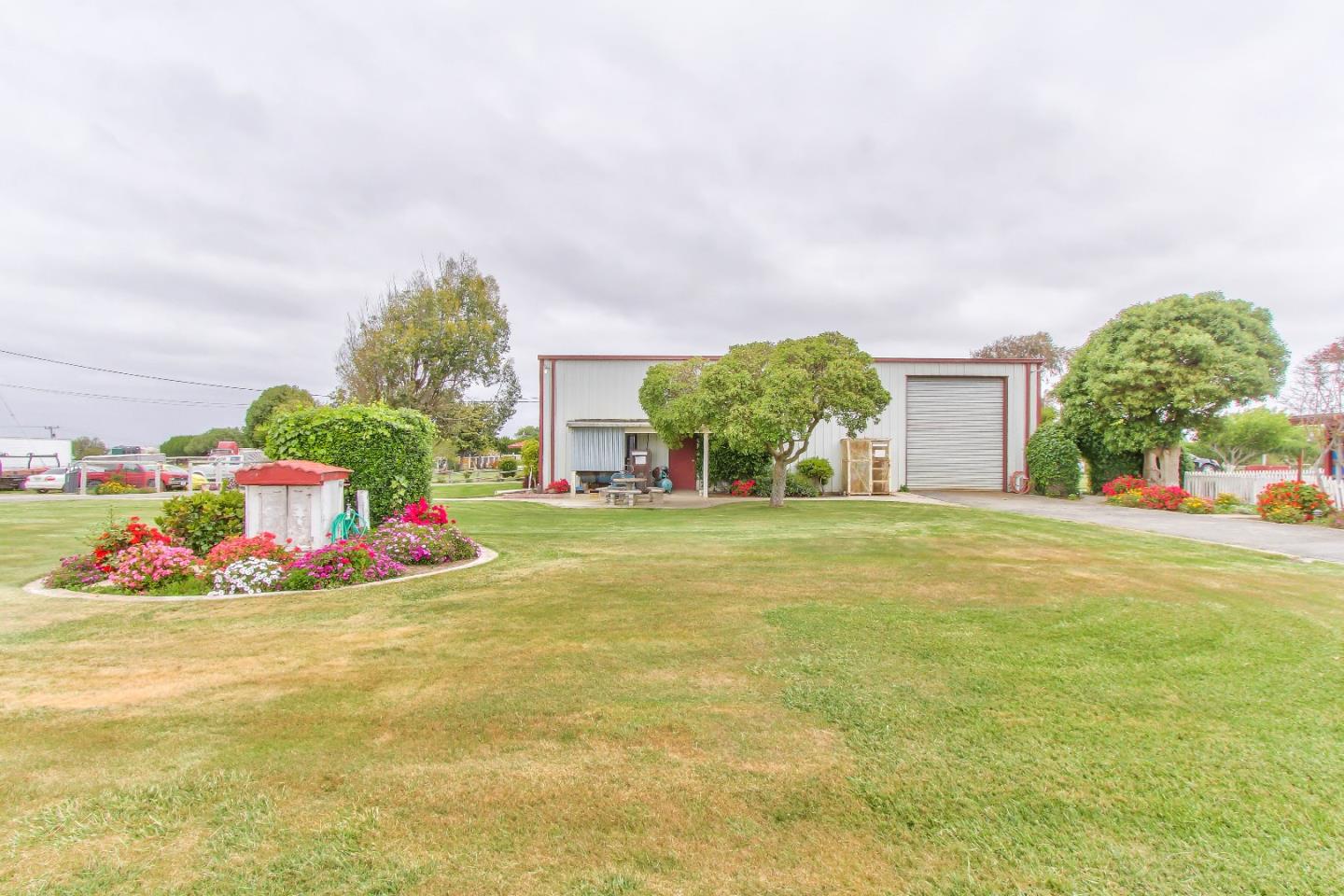 645 Boronda Road Salinas, CA 93907 - Photo 27 of 31 Gallery Image 27