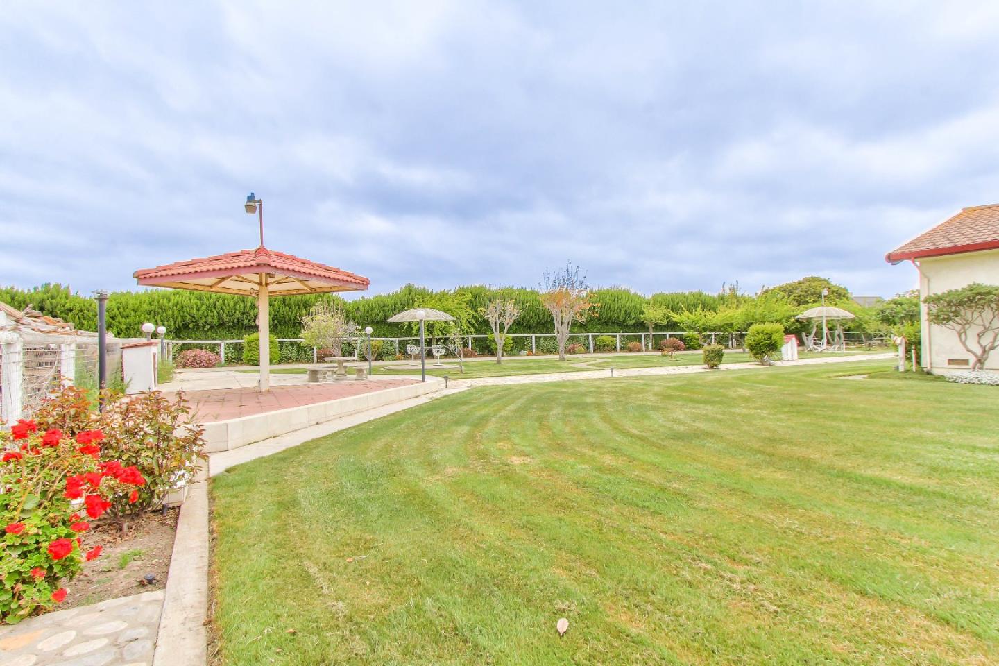 645 Boronda Road Salinas, CA 93907 - Photo 3 of 31 Gallery Image 3