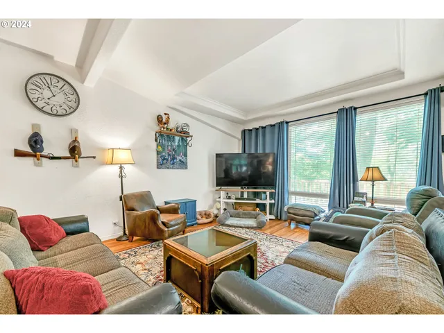 $375,000 | 92705 Two Lakes Lane, Blachly, OR 97412