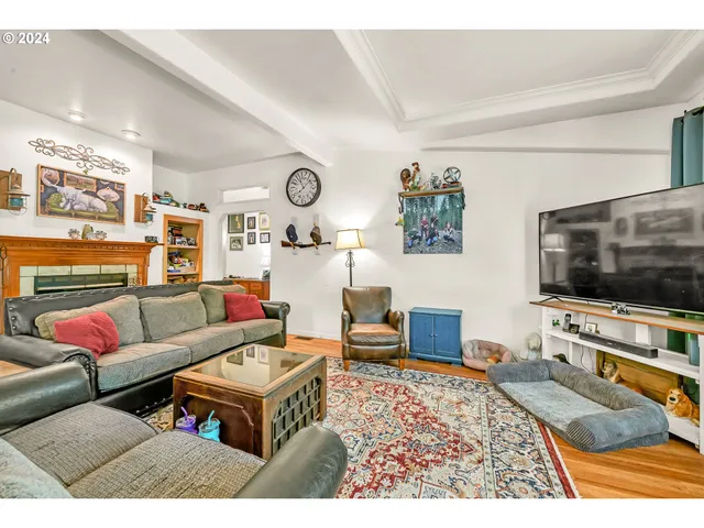 $375,000 | 92705 Two Lakes Lane, Blachly, OR 97412