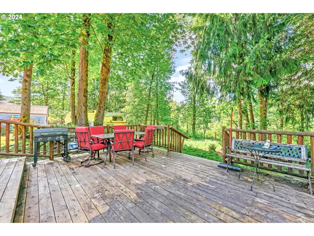 $375,000 | 92705 Two Lakes Lane, Blachly, OR 97412